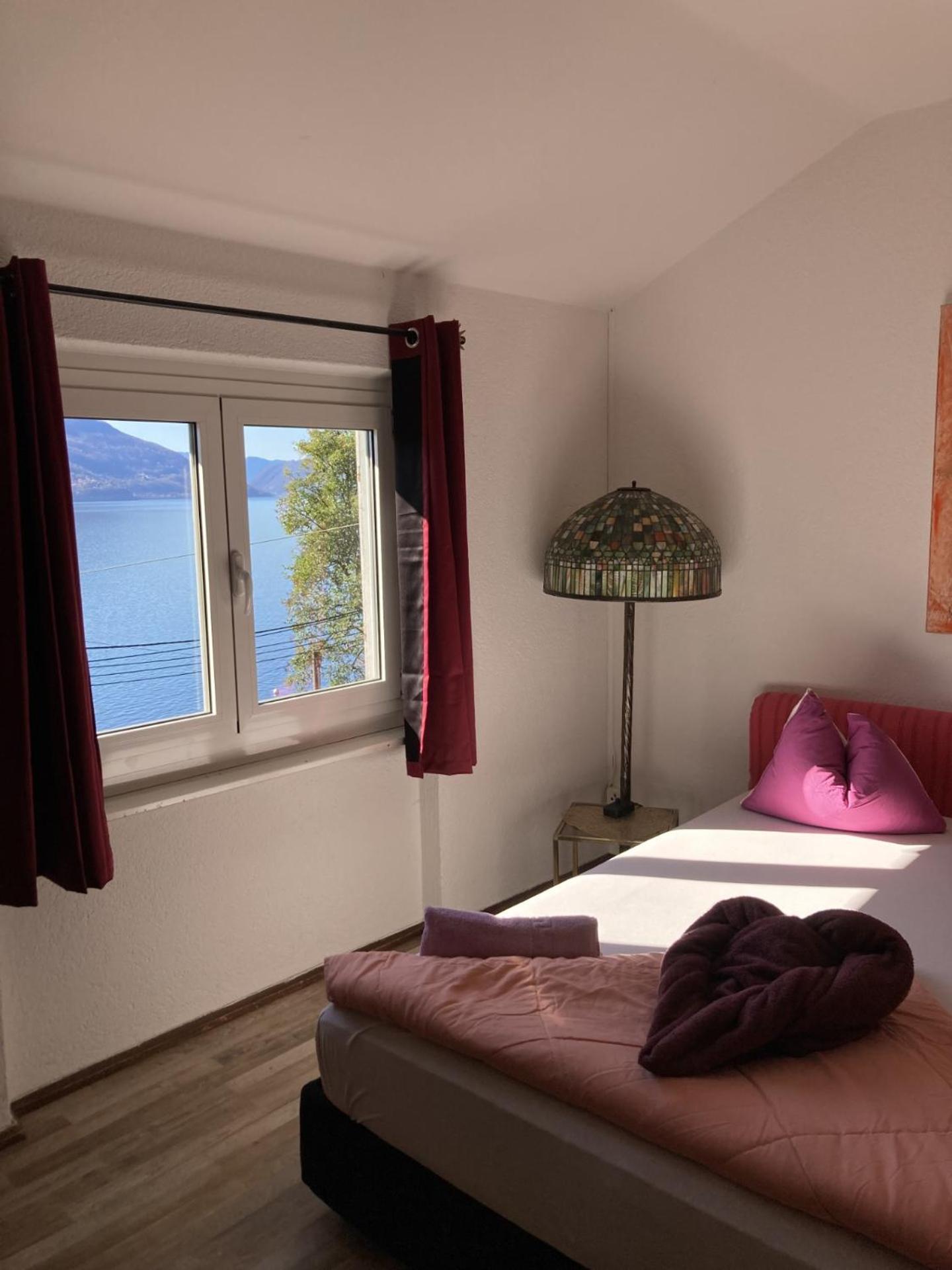 BnB122 bed&breakfast Ascona Eksteriør billede